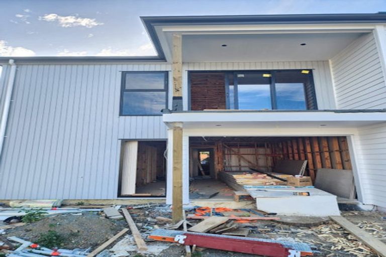 Photo of property in 39b Russell Road, Manurewa, Auckland, 2102