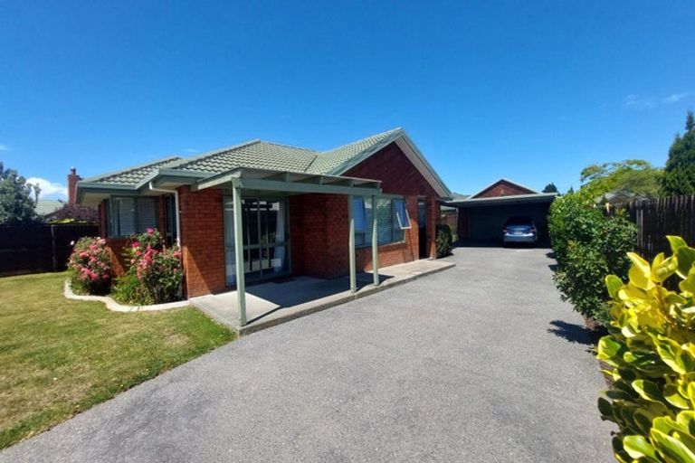 Photo of property in 29 Durrell Way, Rolleston, 7614