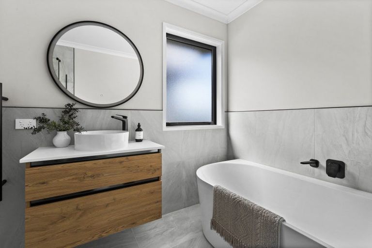 Photo of property in 77 Brookvale Road, Havelock North, 4130