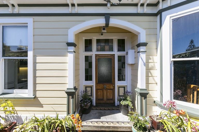 Photo of property in 115 Tasman Street, Mount Cook, Wellington, 6021