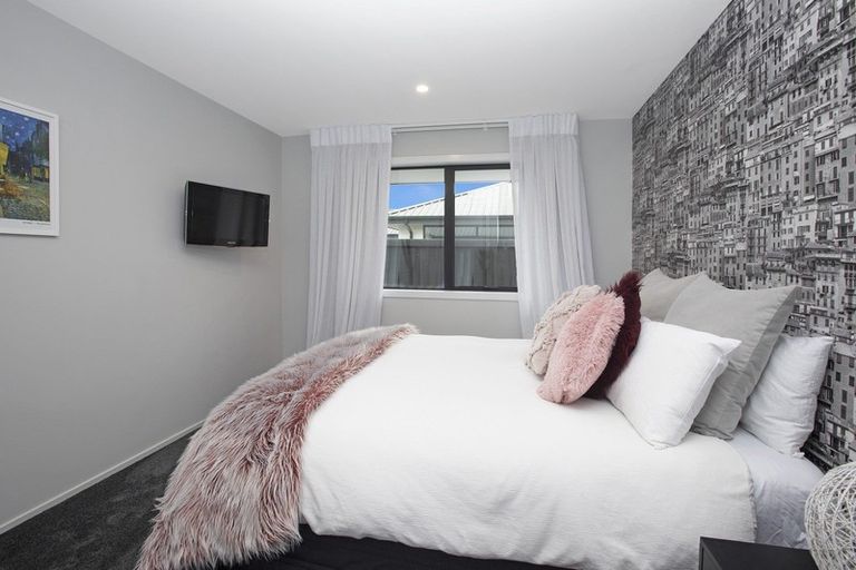 Photo of property in 211 Highsted Road, Casebrook, Christchurch, 8051