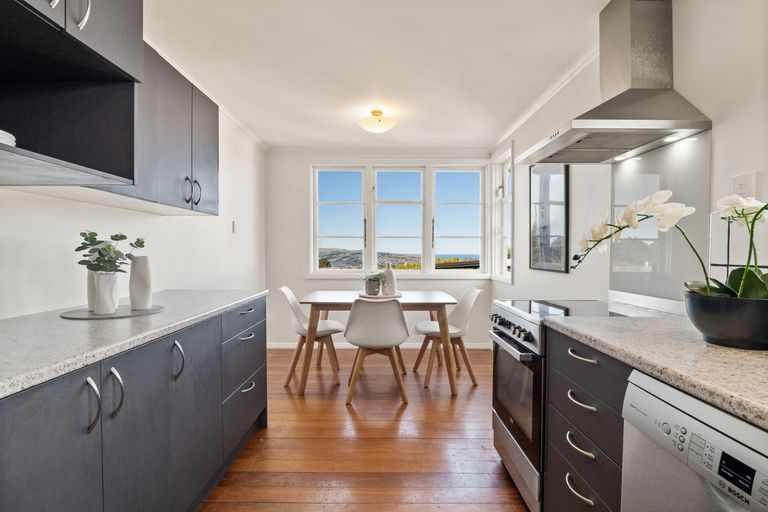 Photo of property in 5 Ellersley Street, Halfway Bush, Dunedin, 9010