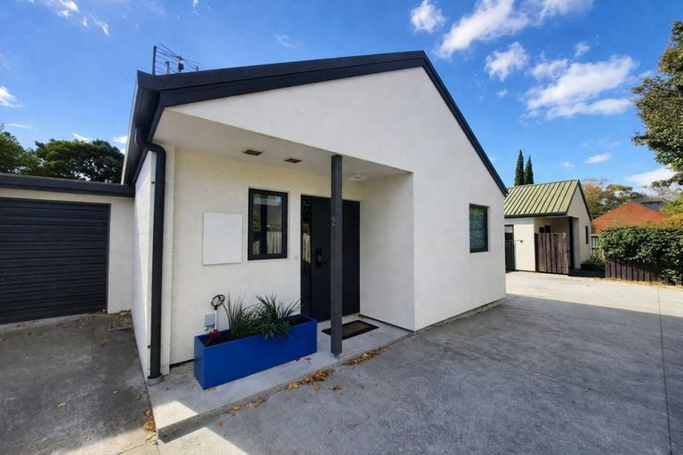 Photo of property in 2/182 Brougham Street, Sydenham, Christchurch, 8023
