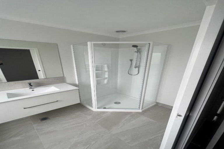Photo of property in 23u3 Marjoriefield Mews, Fitzroy, Hamilton, 3282