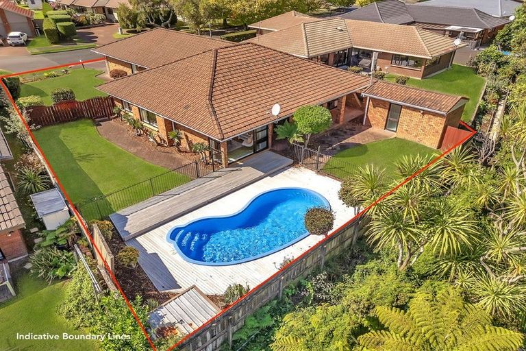 Photo of property in 16 Westholm Way, Pahurehure, Papakura, 2113