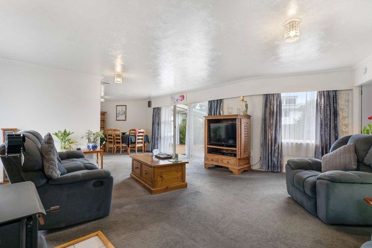 Photo of property in 10 Walnut Place, Owhata, Rotorua, 3010