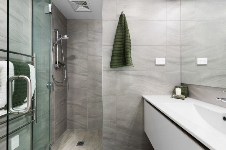 Photo of property in 17/20u George Bullen Lane, Arthurs Point, Queenstown, 9371
