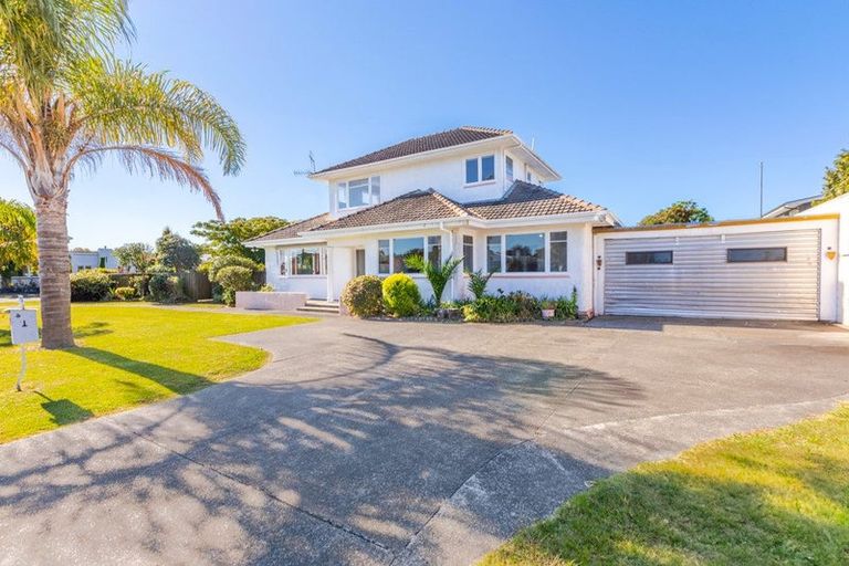 Photo of property in 1-1a Mckenzie Avenue, Marewa, Napier, 4110