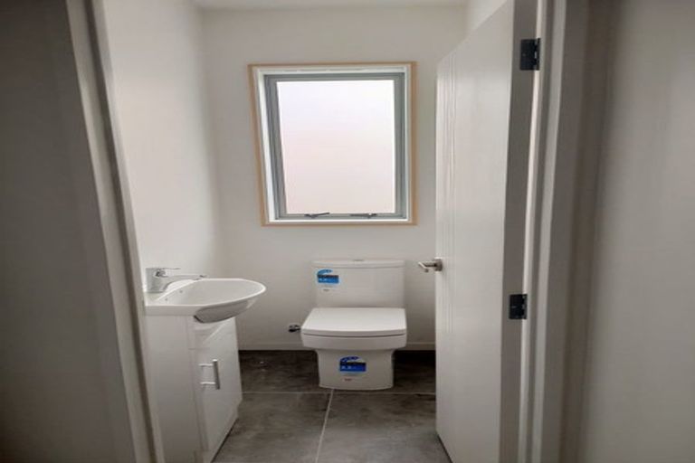 Photo of property in 4 Han Court, Glen Eden, Auckland, 0602