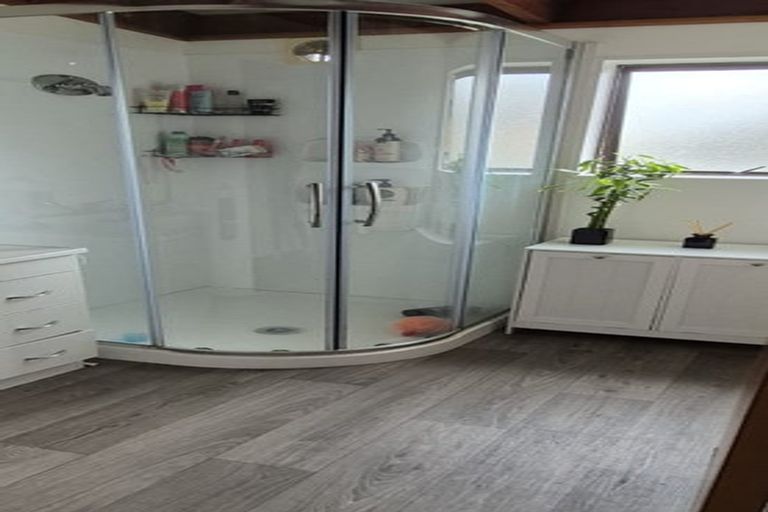 Photo of property in 9 Churchill Terrace, Waiuku, 2123