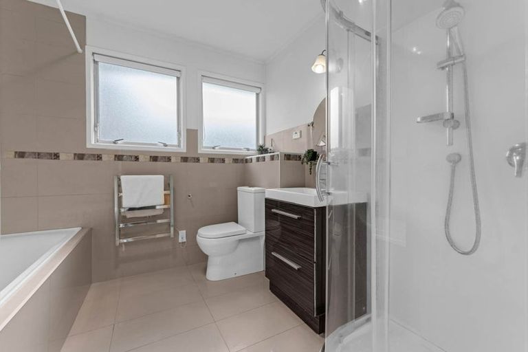 Photo of property in 4 Bacot Place, Howick, Auckland, 2014