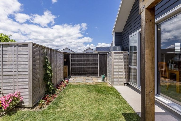 Photo of property in 8 Poaka Road, Hobsonville, Auckland, 0618