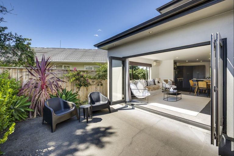 Photo of property in 23a Avondale Road, Taradale, Napier, 4112