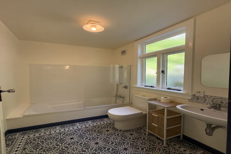 Photo of property in 53 Hornsey Road, Melrose, Wellington, 6023