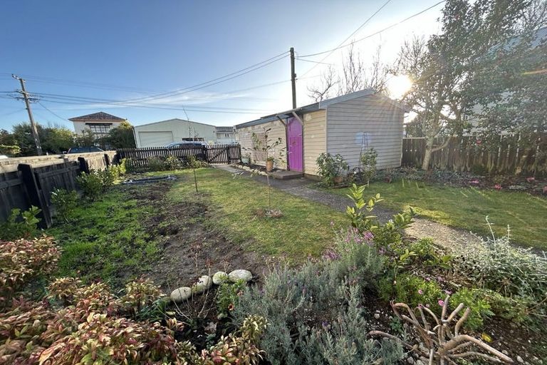 Photo of property in 77a Russell Street, Westport, 7825