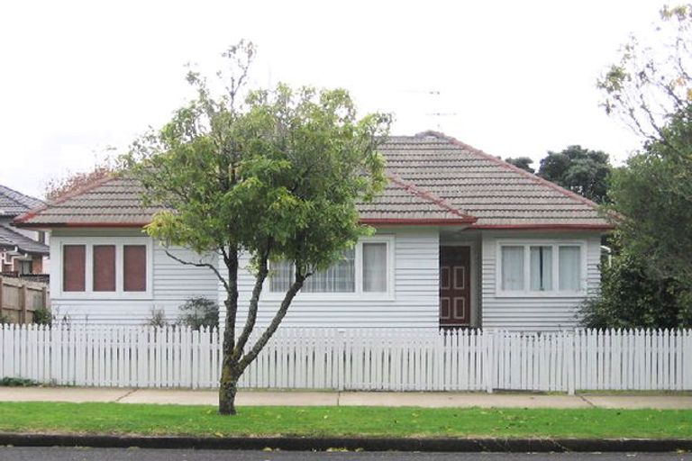 Photo of property in 30 Kautami Avenue, Papatoetoe, Auckland, 2025