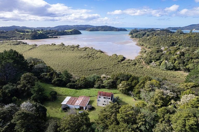 Photo of property in 3118 Russell Road, Punaruku, Hikurangi, 0184