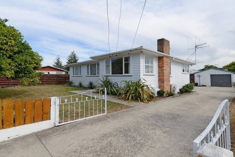 Photo of property in 90 Grandview Road, Nawton, Hamilton, 3200