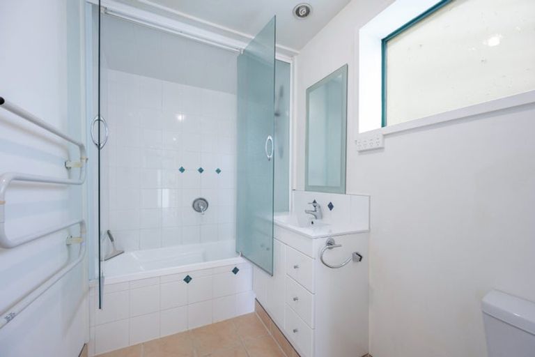 Photo of property in 50 Wellington Street, Nelson South, Nelson, 7010