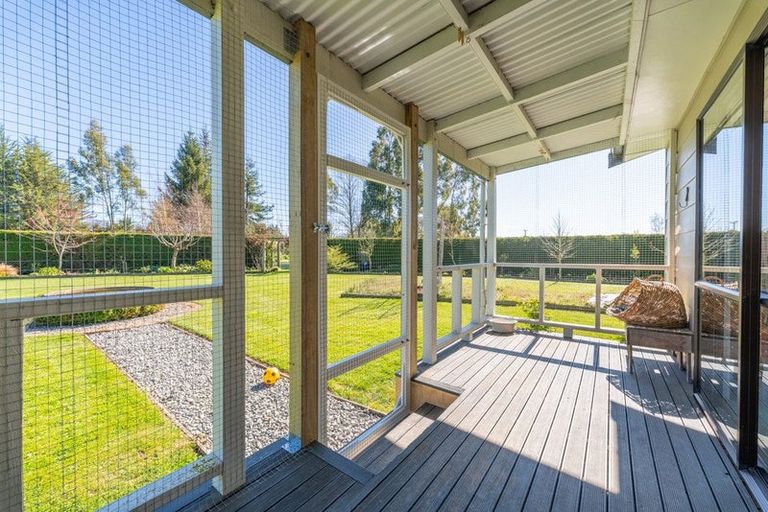 Photo of property in 12 Guthrie Road, Pleasant Valley, Geraldine, 7991