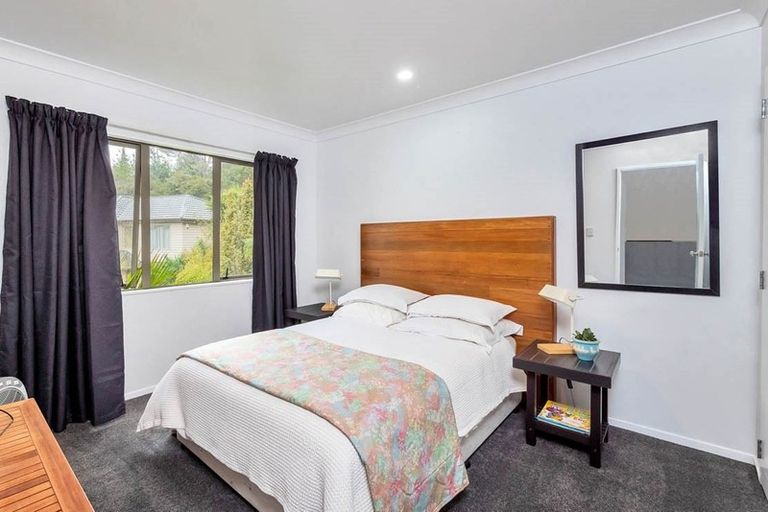 Photo of property in 40 Helen Ryburn Place, Torbay, Auckland, 0630