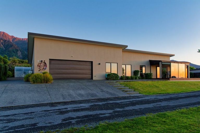 Photo of property in 72d Koura Bay Drive, Hapuku, Kaikoura, 7371
