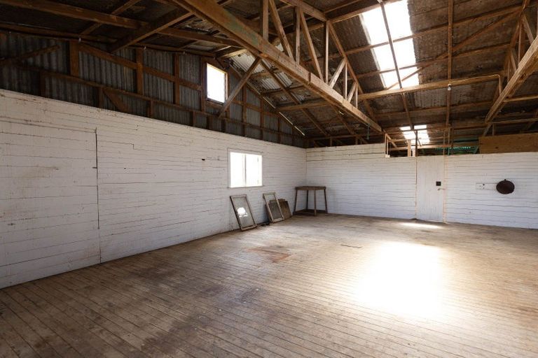 Photo of property in 282 Girls High School Road, Pukehuia, Tangiteroria, 0381