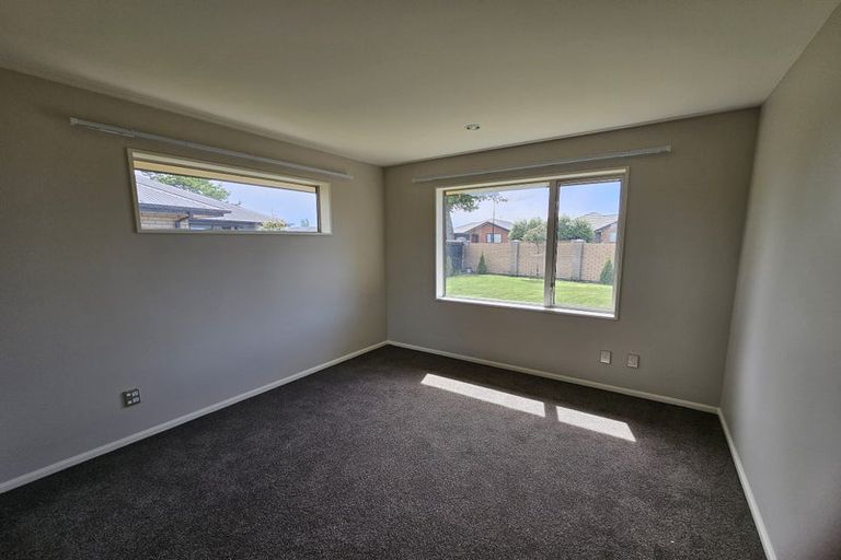 Photo of property in 50 Mcmahon Drive, Aidanfield, Christchurch, 8025
