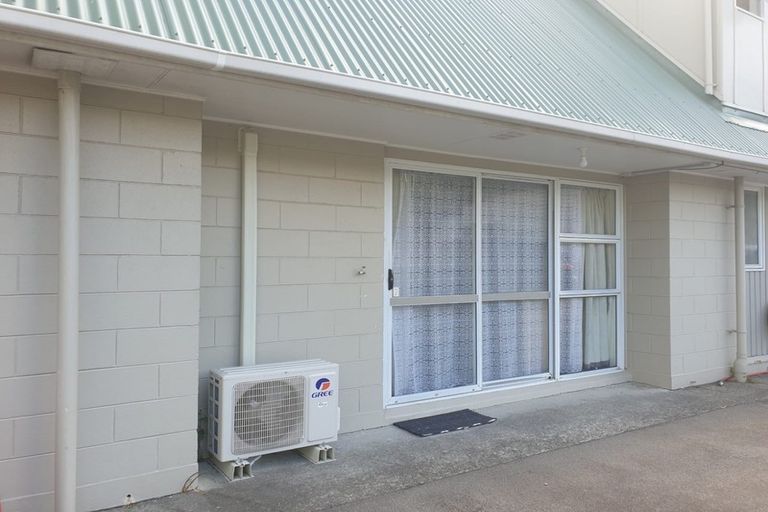 Photo of property in 7/98 Pharazyn Street, Melling, Lower Hutt, 5010
