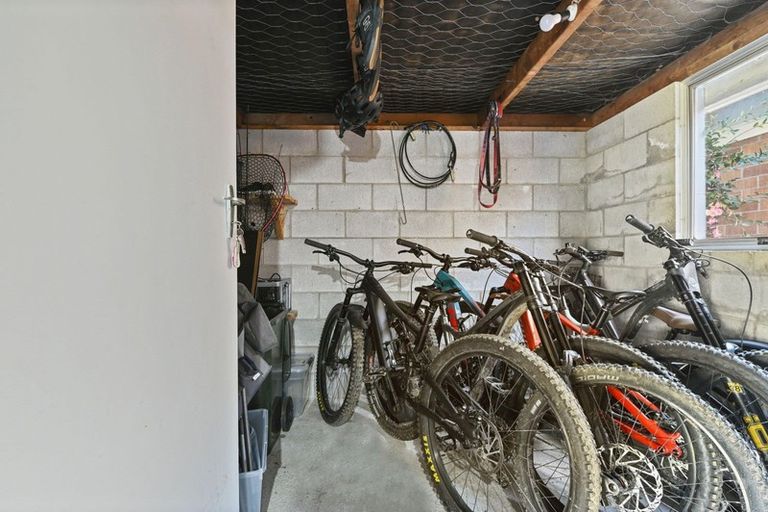 Photo of property in 10b Willmott Place, Springfield, Rotorua, 3015