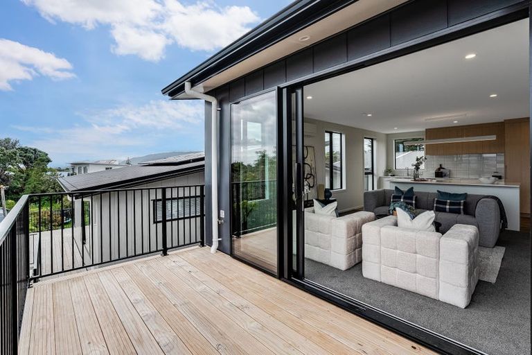 Photo of property in 8a Martin Road, Paraparaumu Beach, Paraparaumu, 5032