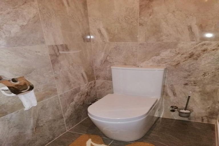 Photo of property in 76 Ferndown Avenue, Papatoetoe, Auckland, 2025