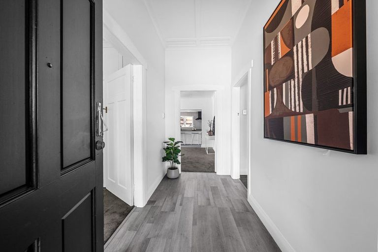Photo of property in 1/256 Porchester Road, Takanini, 2112