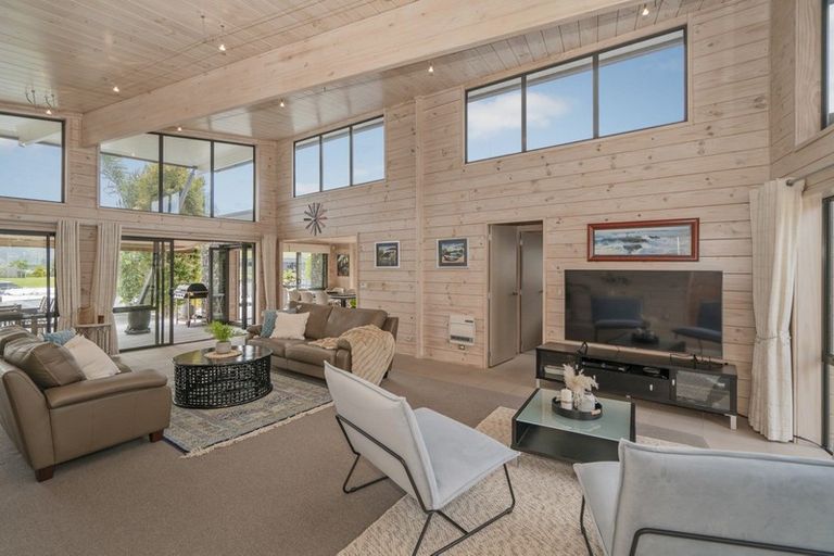 Photo of property in 115 Motu Hei, Pauanui, Hikuai, 3579