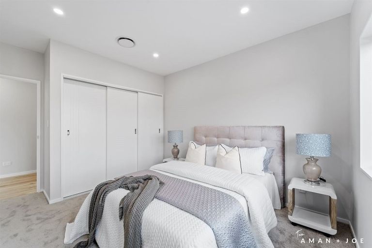 Photo of property in 5 Makora Road, Massey, Auckland, 0614