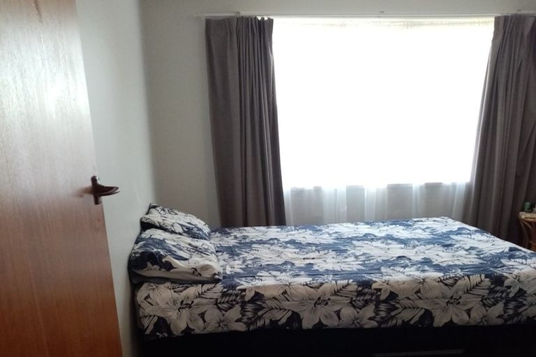 Photo of property in 129 Gardner Avenue, New Lynn, Auckland, 0600