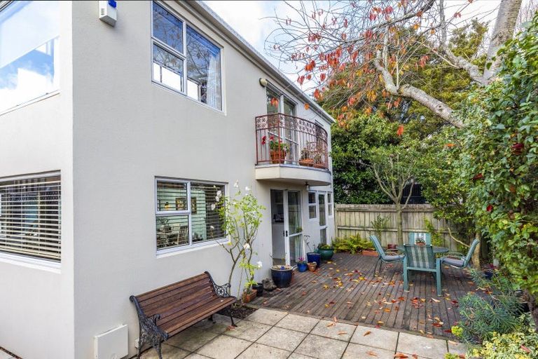 Photo of property in 2/18 Darvel Street, Riccarton, Christchurch, 8011