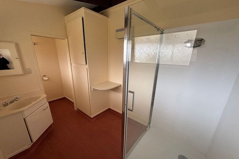 Photo of property in 3 Shepherds Road, Papakura, 2110