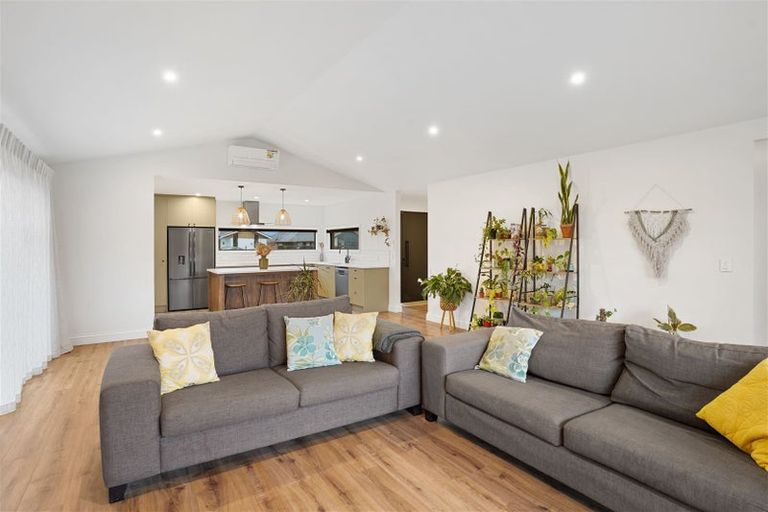 Photo of property in 16 Delapre Drive, Rolleston, 7615