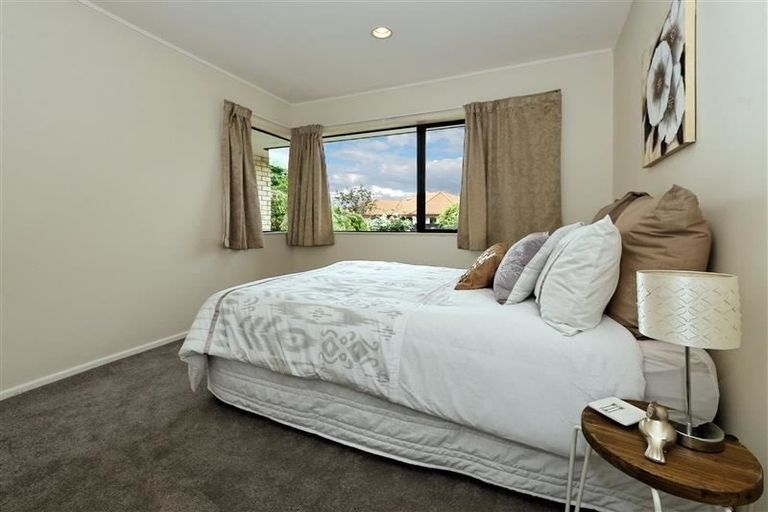 Photo of property in 19 Starlight Cove, Hobsonville, Auckland, 0618