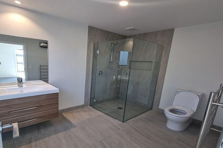 Photo of property in 34 Cheviot Street, Jacks Point, Queenstown, 9371