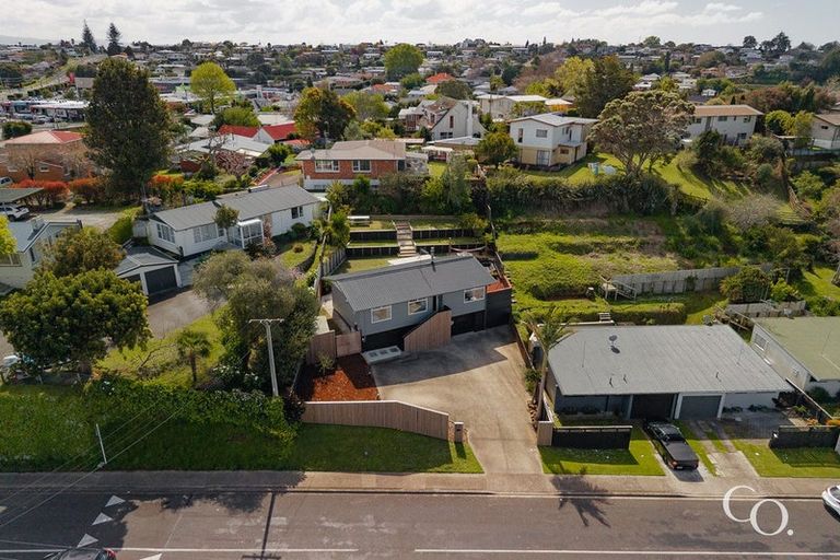 Photo of property in 14 Kingswood Road, Brookfield, Tauranga, 3110