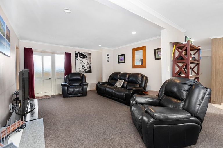 Photo of property in 2 Mcpherson Drive, Morrinsville, 3300
