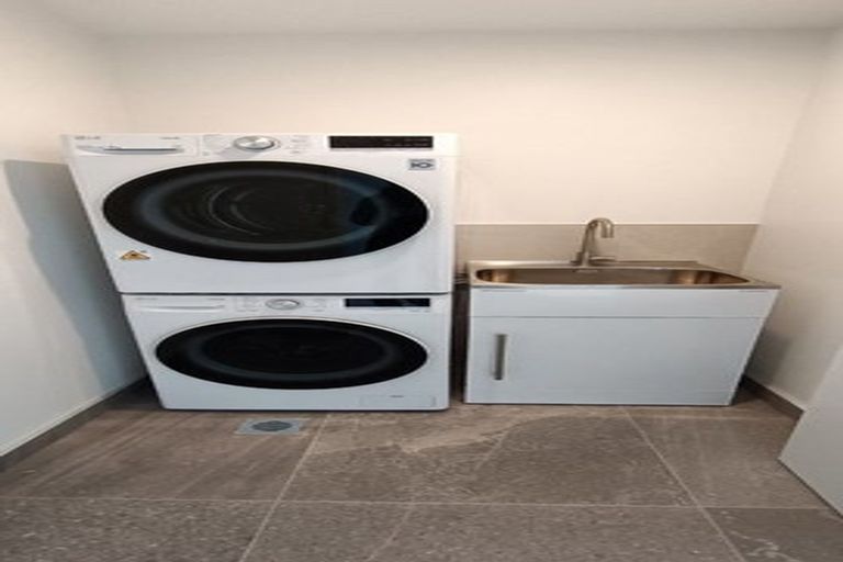 Photo of property in 32 Holystone Road, Whitby, Porirua, 5024