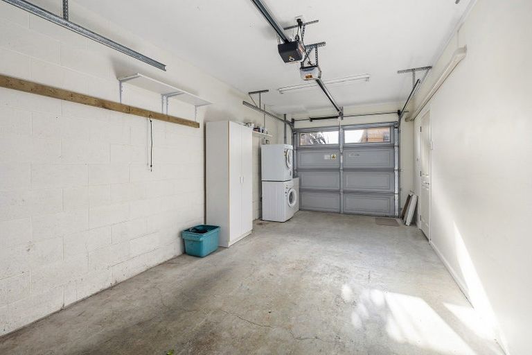 Photo of property in 12 Futuna Close, Karori, Wellington, 6012
