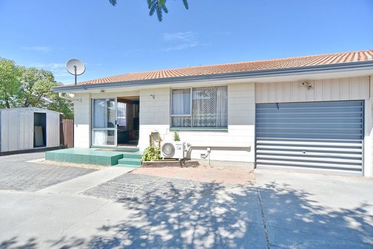 Photo of property in 10 Wanstead Place, Woolston, Christchurch, 8062