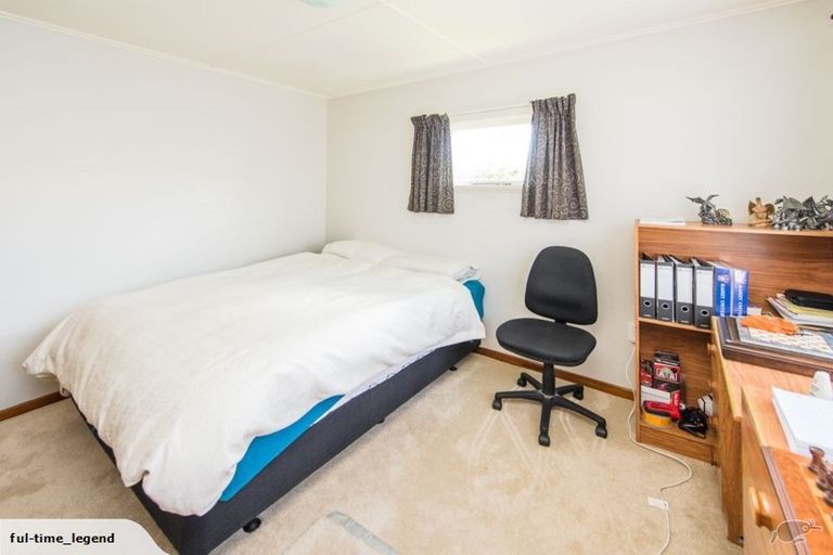 Photo of property in 21 Rira Street, Marton, 4710