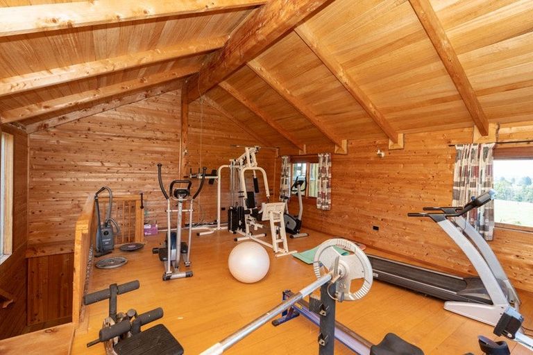 Photo of property in 240 Te Pahu Road, Te Pahu, 3285