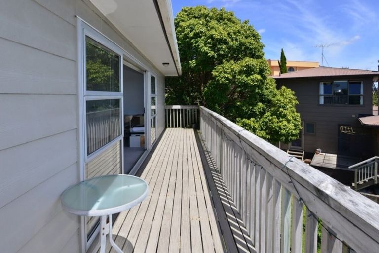 Photo of property in 12 Kauri Road, Stanmore Bay, Whangaparaoa, 0932