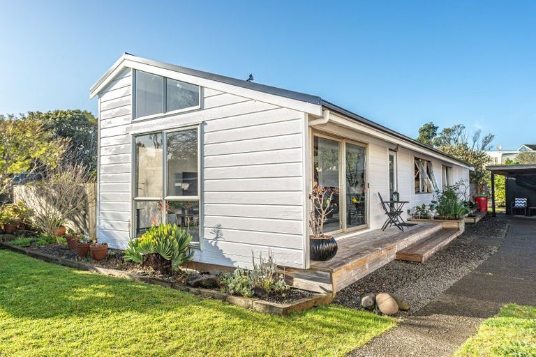 Photo of property in 15 Banks Place, Tawhero, Whanganui, 4501